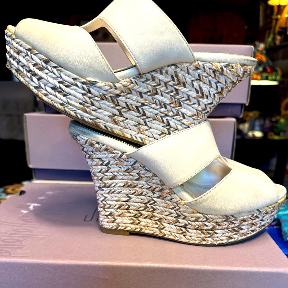Jennifer Lopez Sabina Wedge